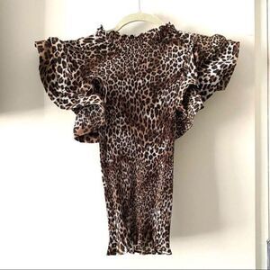 ‎TOP CHIC Statement Blouse NWT
